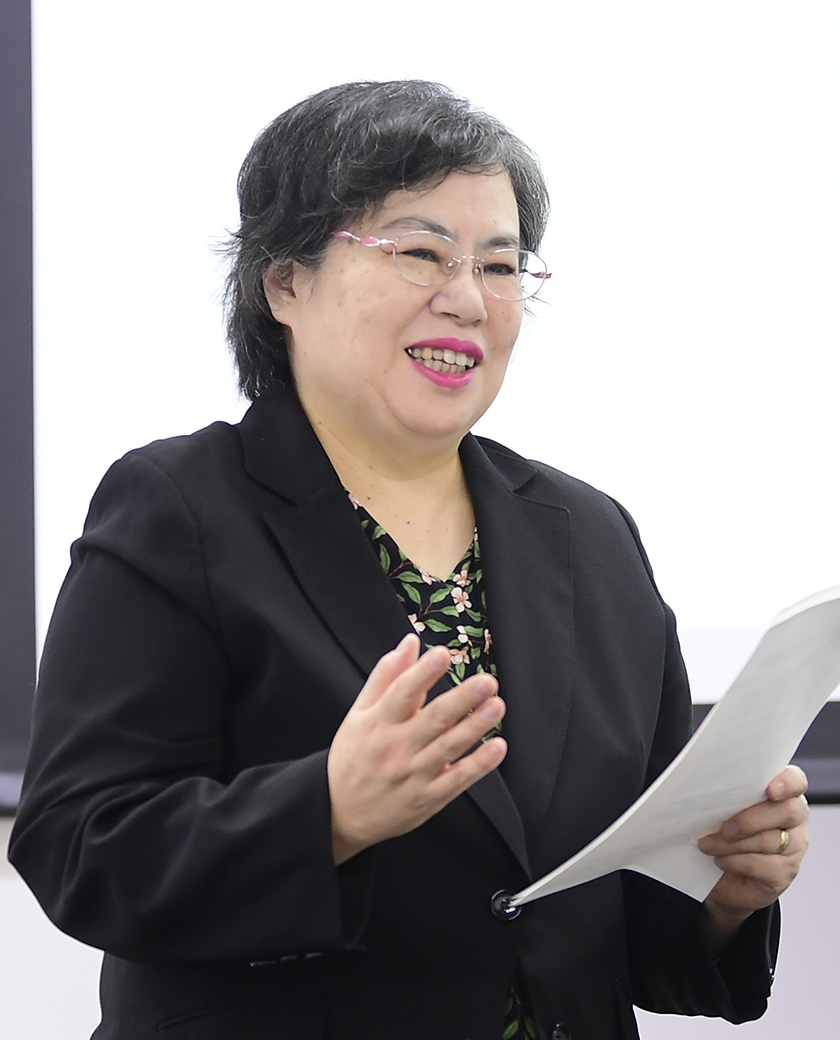 research School Committee Chair Professor HAYASHI Seiko