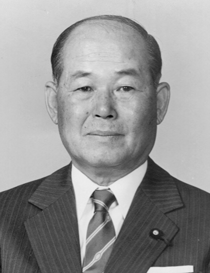 Past President Hayakawa