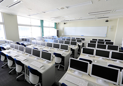 7号館コンピュータ教室