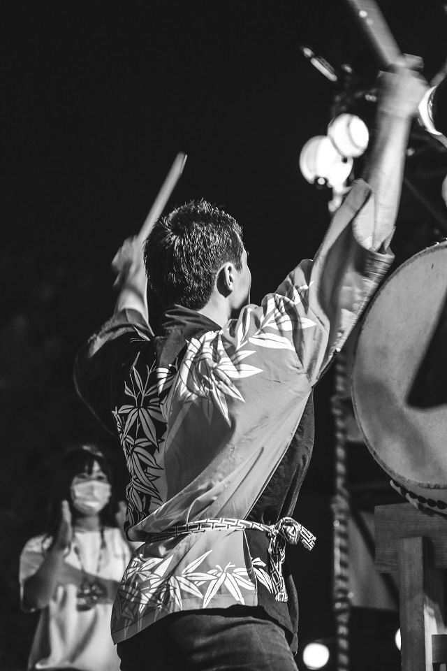 特別審査員賞_乾颯真_「祭り人」1