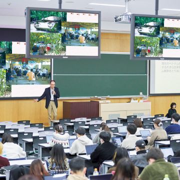 社会学部形象滑梯11