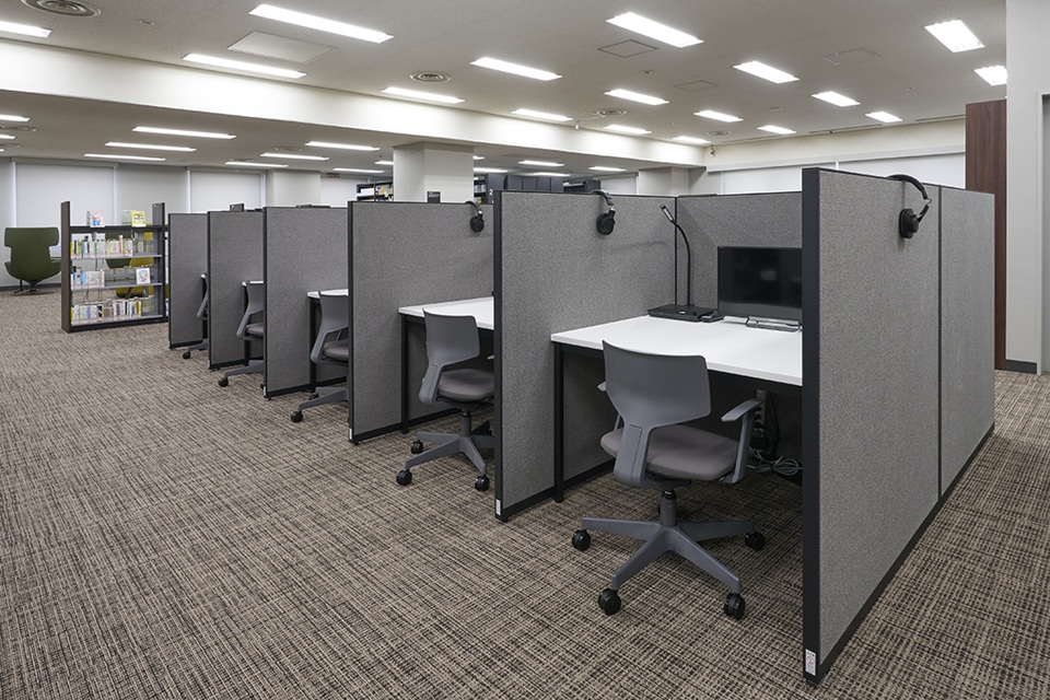 Asia University Library (Library Administration) 2nd term (27)