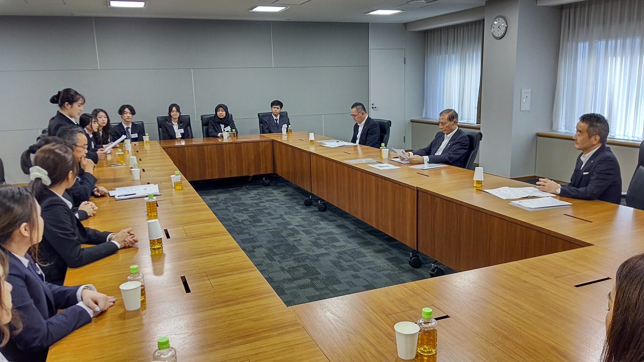 東急本社で会長、副会長、社長に自己紹介
