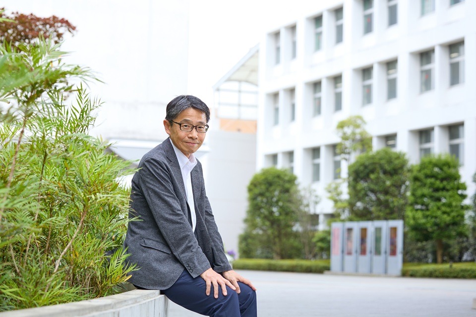 経済学部茨木秀行教授が日本経済論についての著書を出版しました