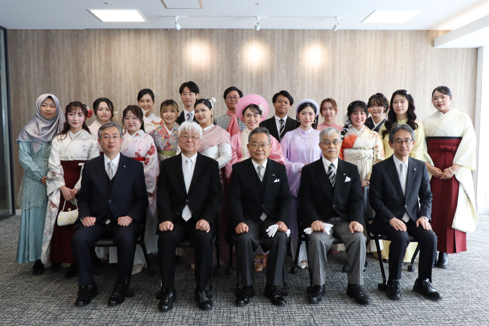 2025年度卒業年次ASEAN懇談会サムネ