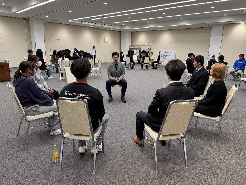 若手卒業生の本音に触れる！キャリアセンター×同窓会のキャリア支援
