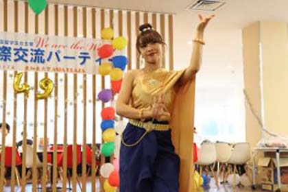 留学生会主催「国際交流パーティー」を開催しました04