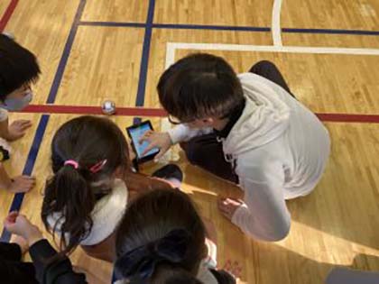 02産・官・学五者連携事業「大学生と学んで遊ぼ！」を実施
