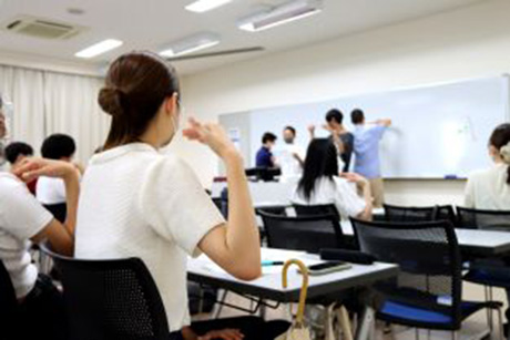 中央ろう学校の生徒を迎え「ろう者」との対話手法を学びました_5