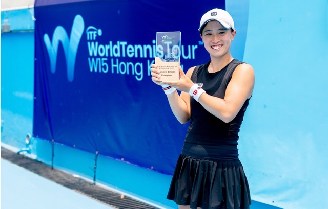 本学卒業生の山崎郁美氏が国際大会でシングルスで優勝、松田美咲氏がダブルスで準優勝しました